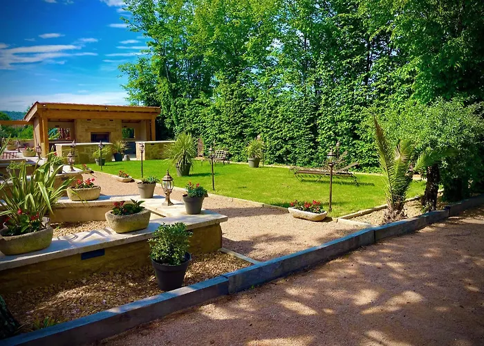 Le Clos Des Anges Bed & Breakfast 4*