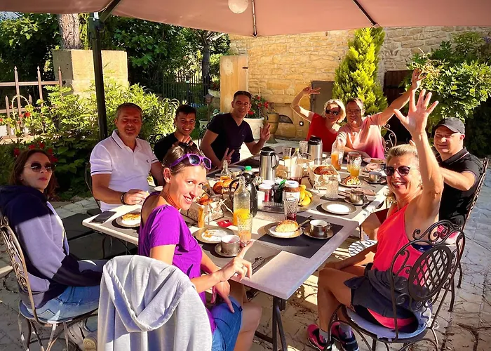 Le Clos Des Anges Bed & Breakfast 4*