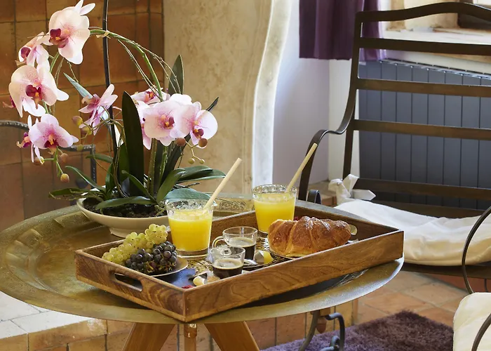 Le Clos Des Anges Bed & Breakfast 4*