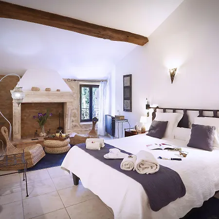 Le Clos Des Anges Bed and Breakfast