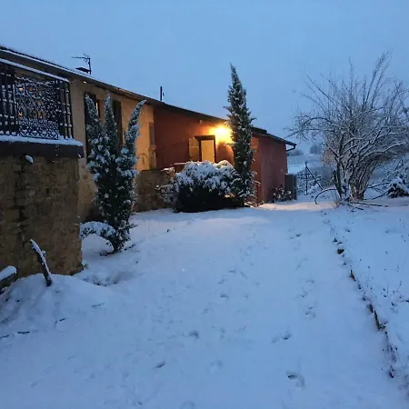 לינה וארוחת בוקר Le Clos Des Anges 2*
